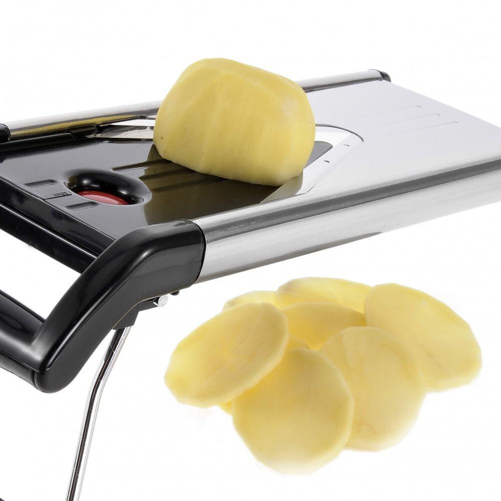 Westmark Gemüseschneider V-Plus schneidet Kartoffeln in Scheiben