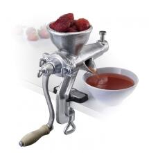 Westmark Saft- und Beerenpresse Starke Else mit Erdbeeren, Saftauslauf